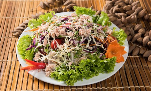 Salat trám đồng quê/Salat trám đại dương - 155.000 đồng/đĩa